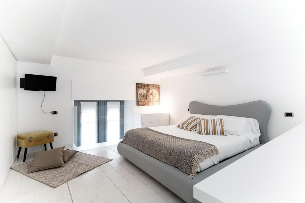 Como City Loft - BymyhomeinКомо Екстериор снимка